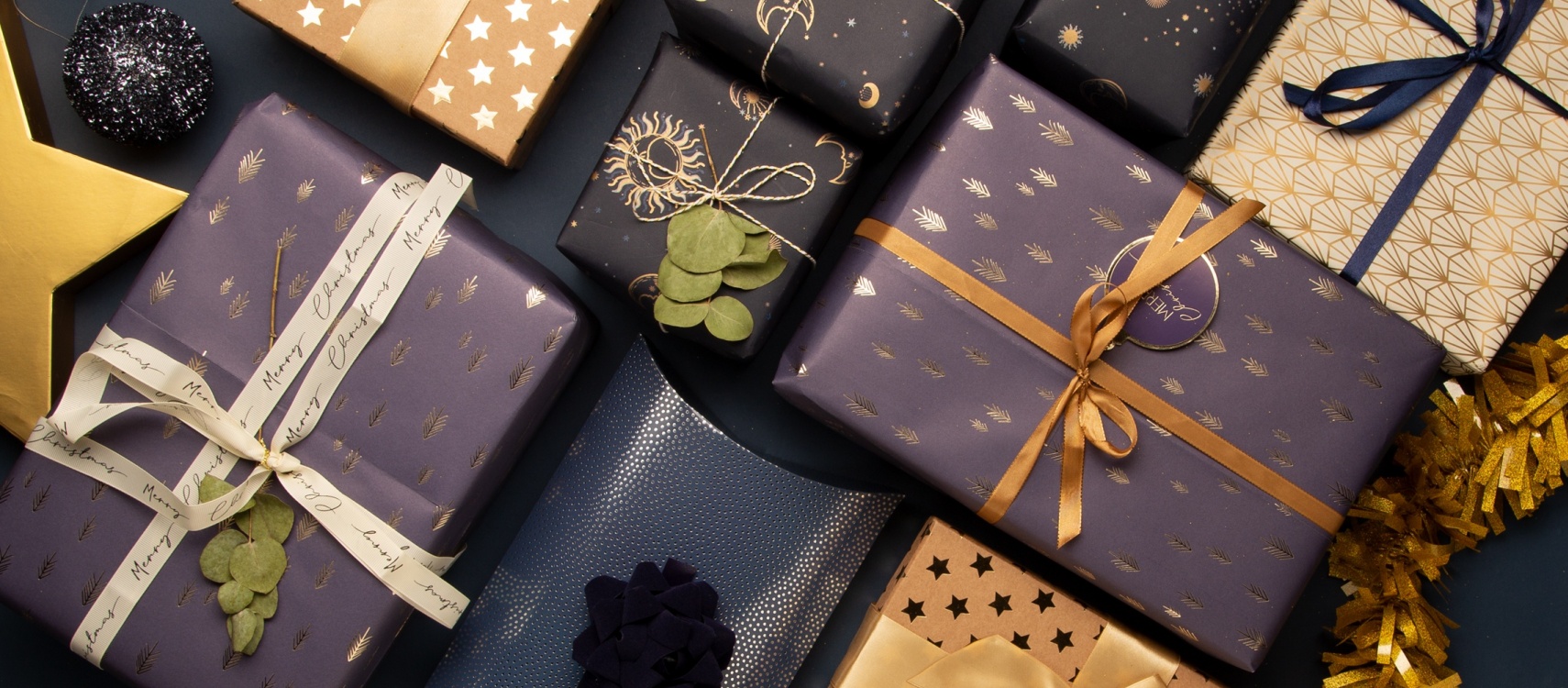 Unique gift-wrapping ideas for your Christmas gifts! 