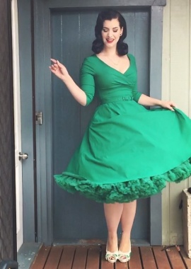 December 2015 Miss Victory Violet