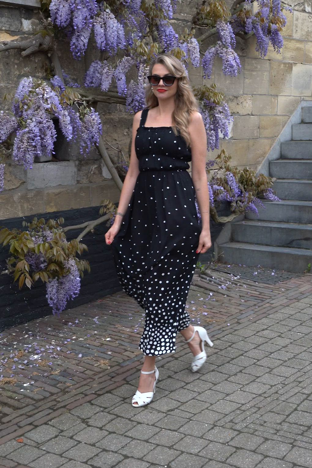 Surkana - Dotty midi jurk in zwart 3