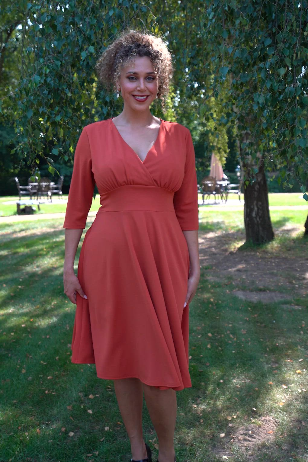 Vintage Chic for Topvintage - Topvintage exclusive ~ Caroline swing jurk in roestbruin 2