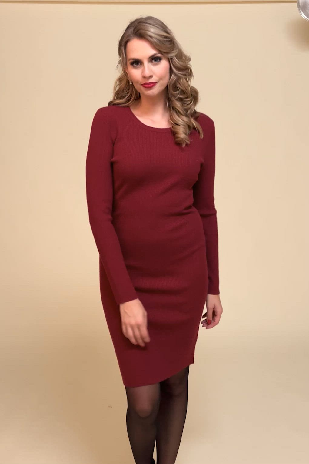 Topvintage Boutique Collection - Topvintage exclusive ~ Tilly gebreide jurk in bordeauxrood 3