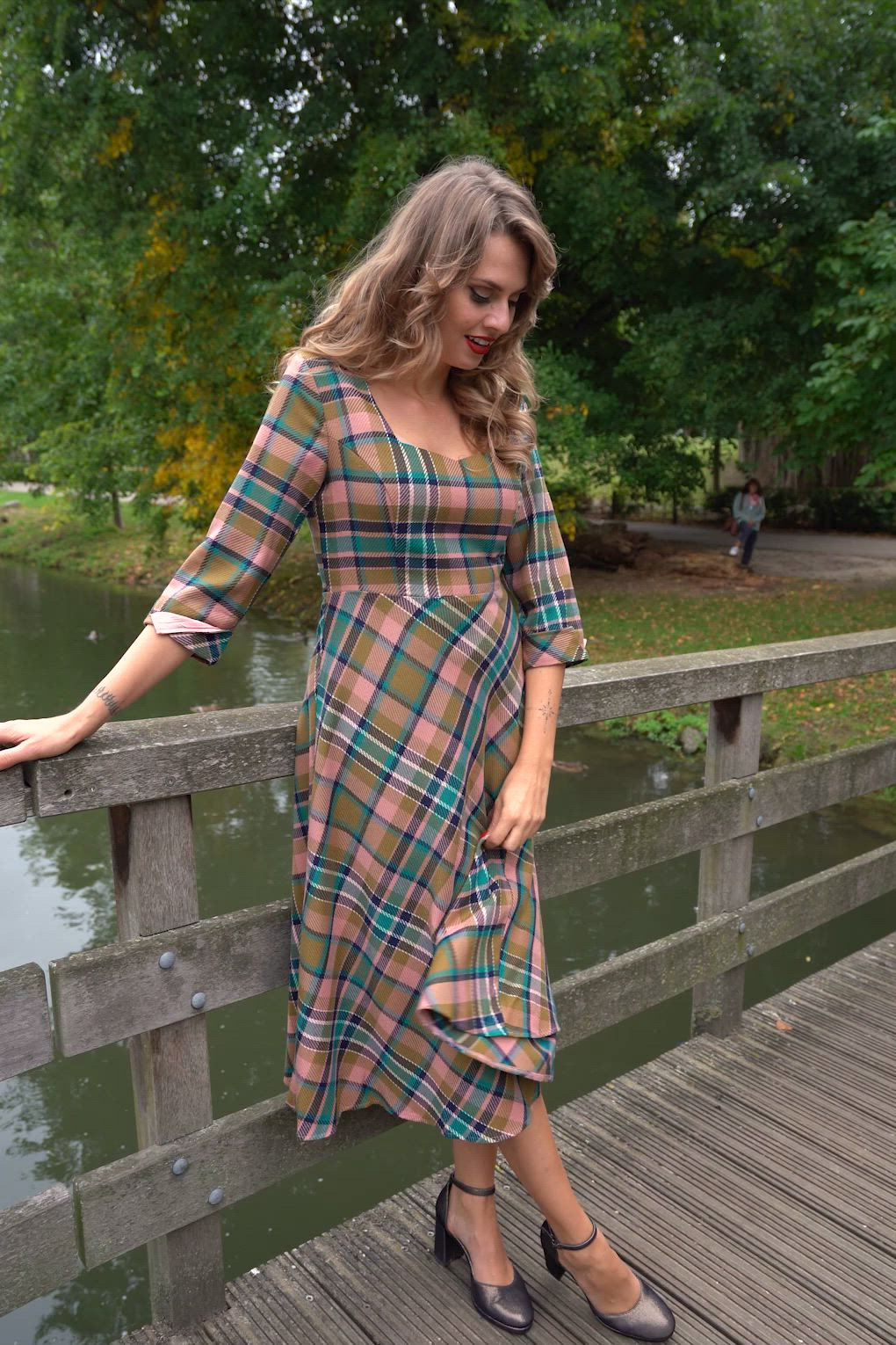 Banned Retro - Didi Checkered swing jurk in poederroze 3