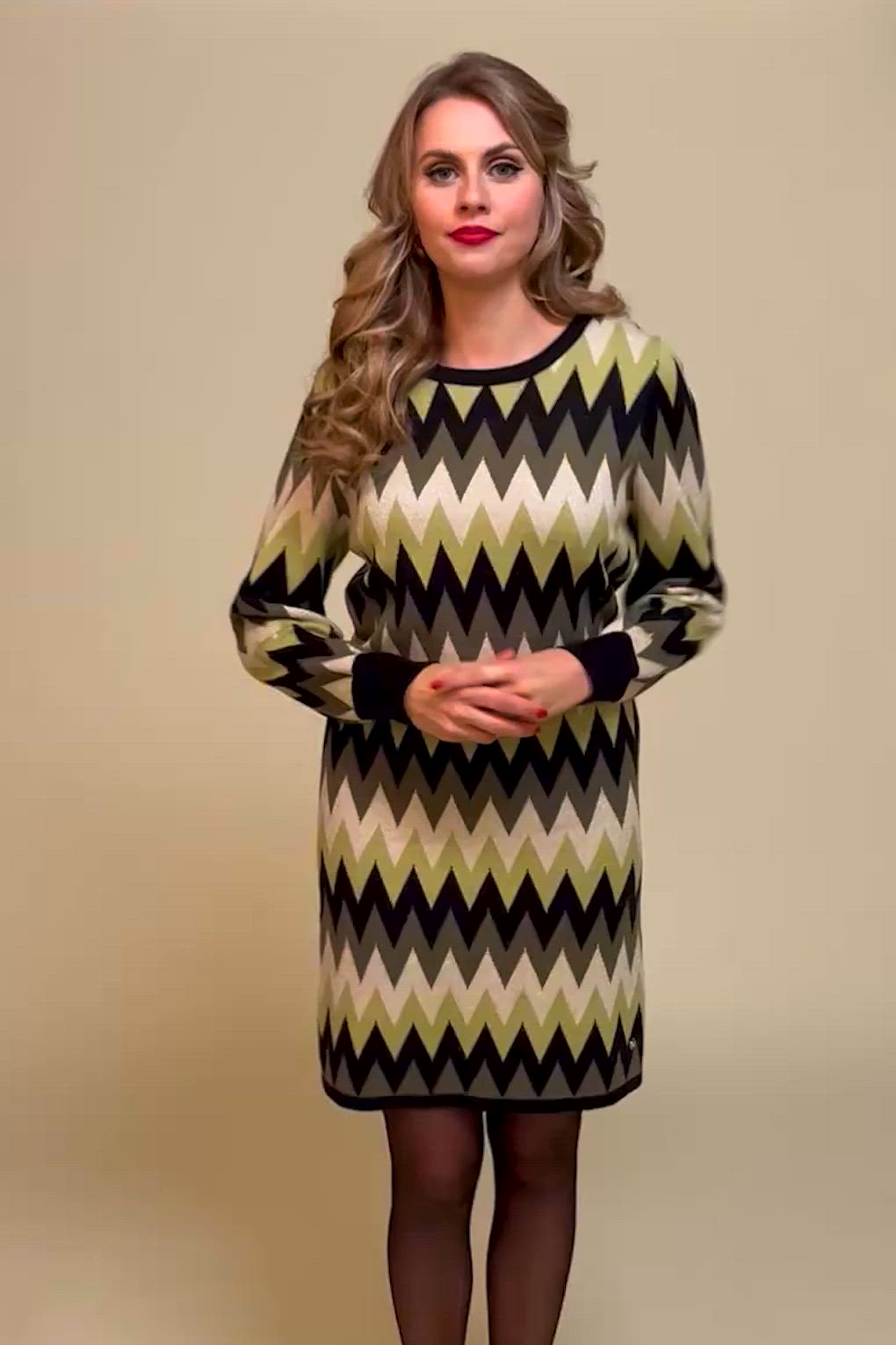 Smashed Lemon - Kyra gebreide jurk in legergroen 3