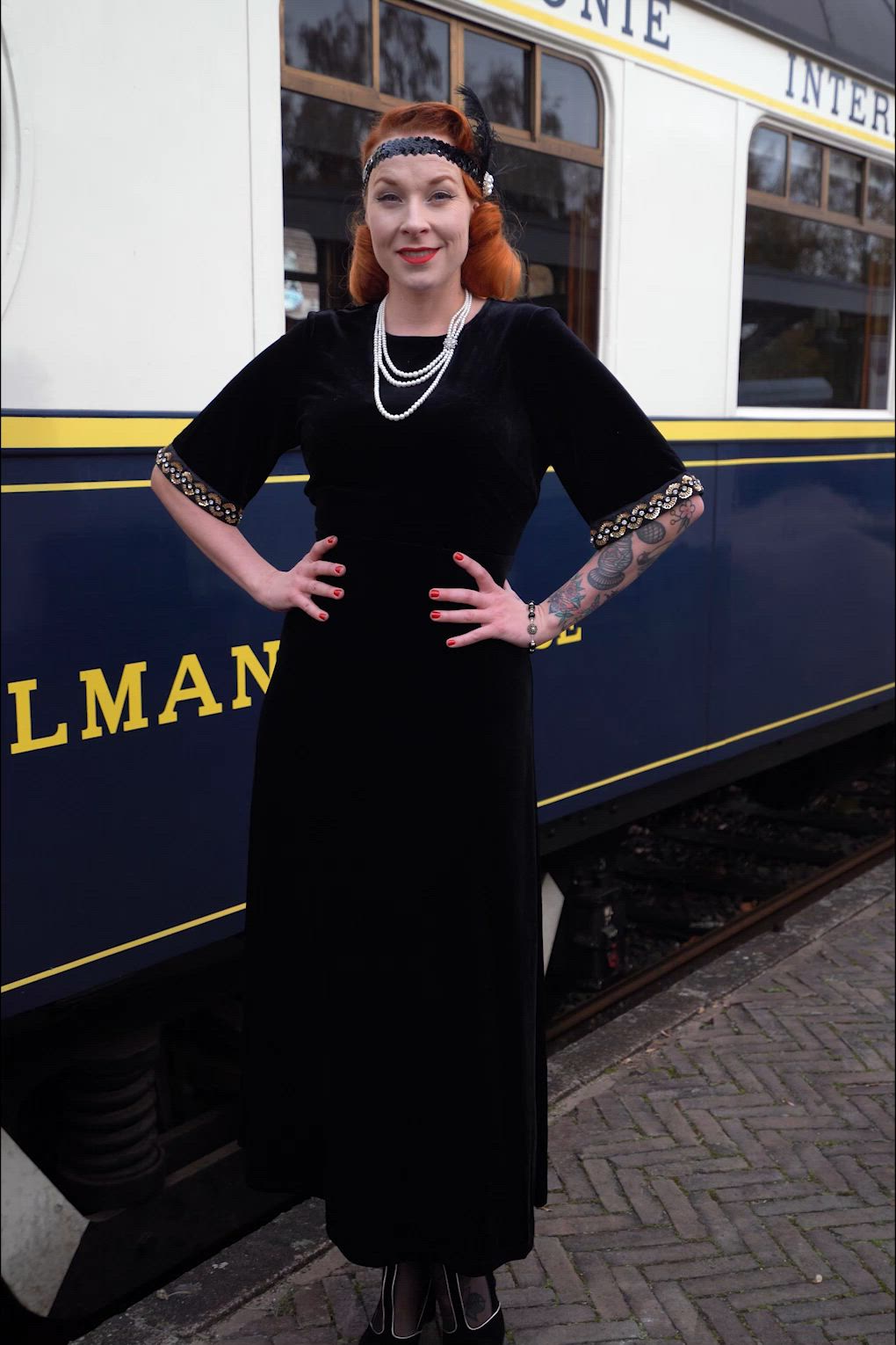 Traffic People - Forgiven maxi jurk in zwart fluweel  2