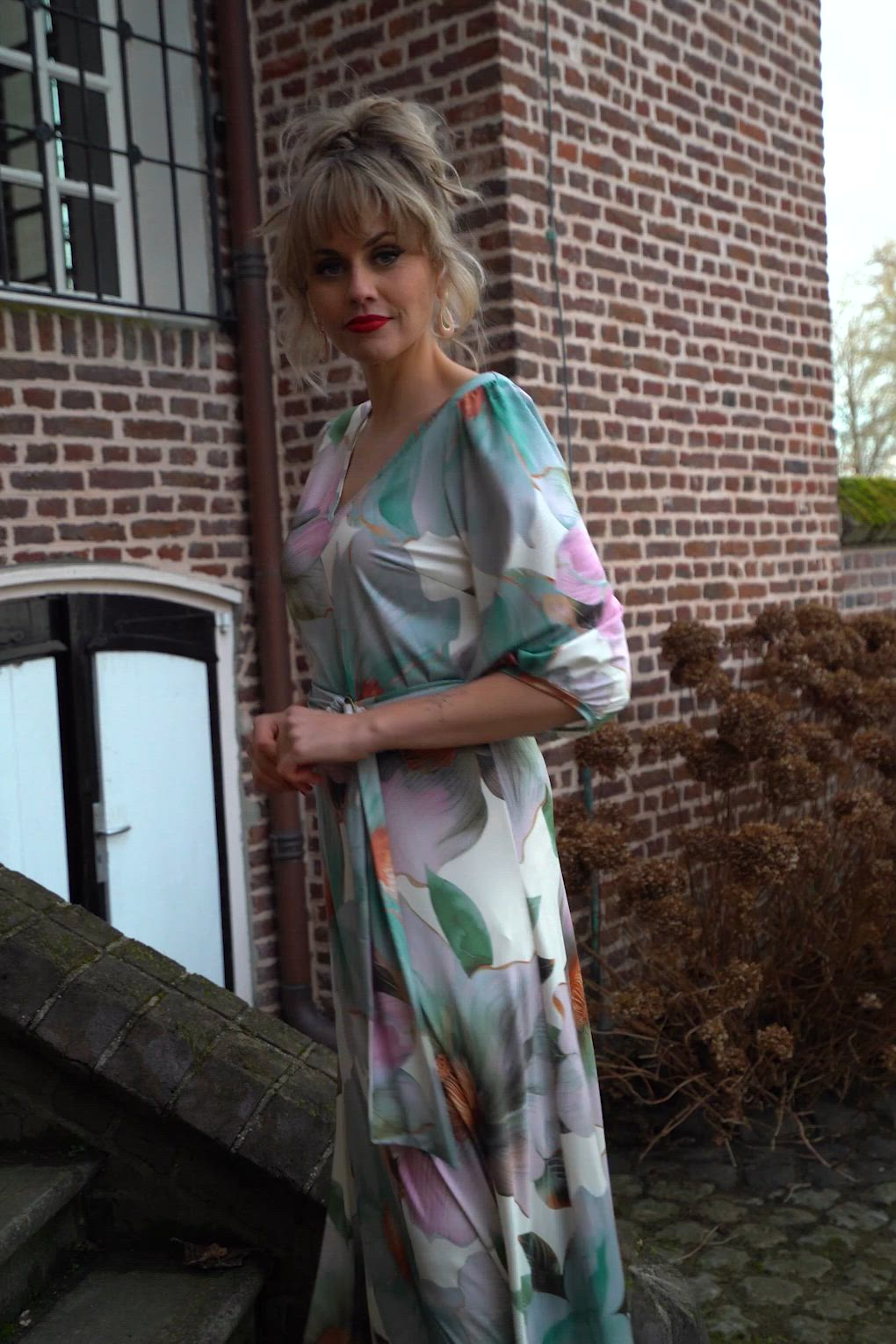 K-Design - Petal Promise maxi jurk in gebroken wit en multi 3