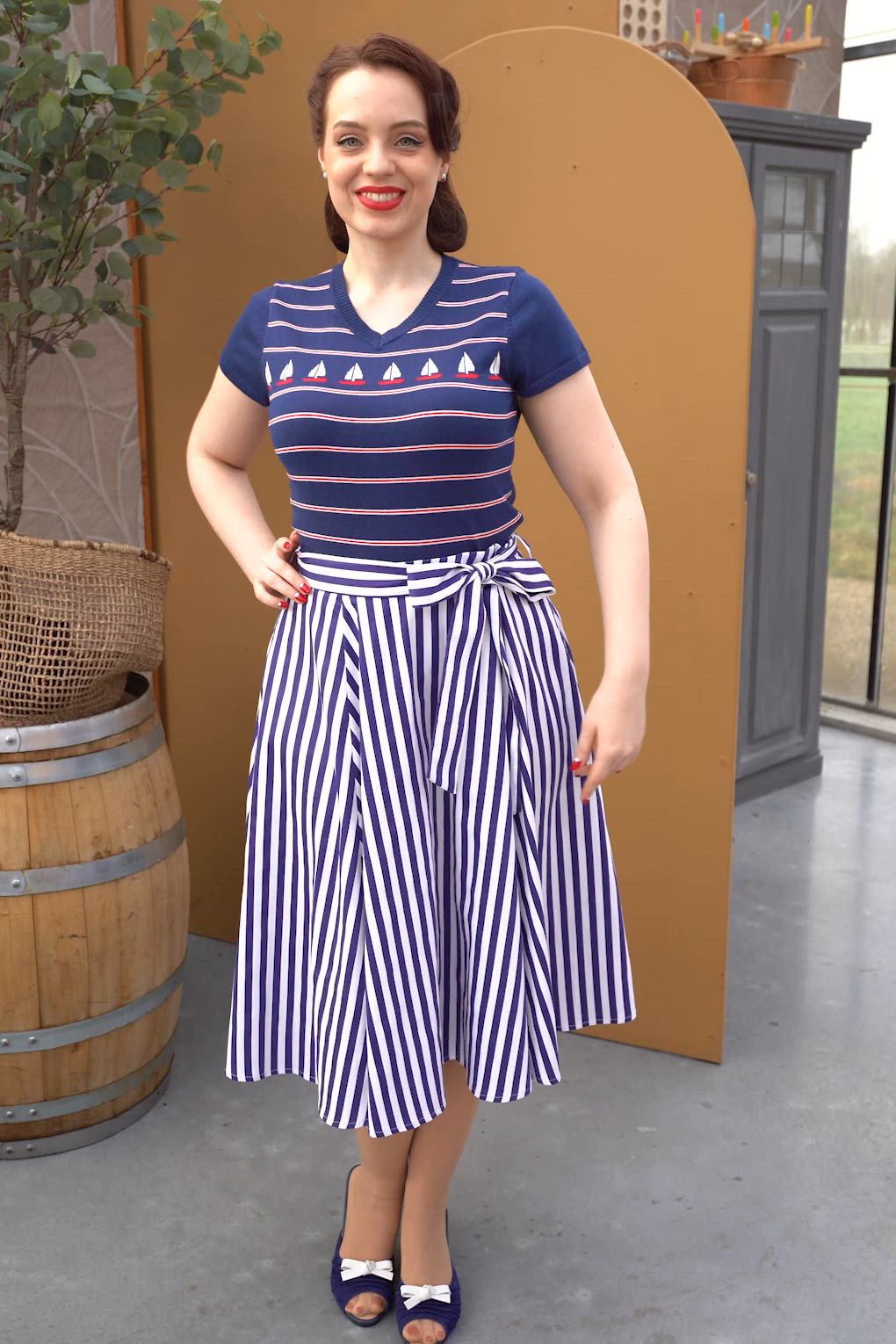 Hearts & Roses - Suzie Striped swing rok in navy en wit 3