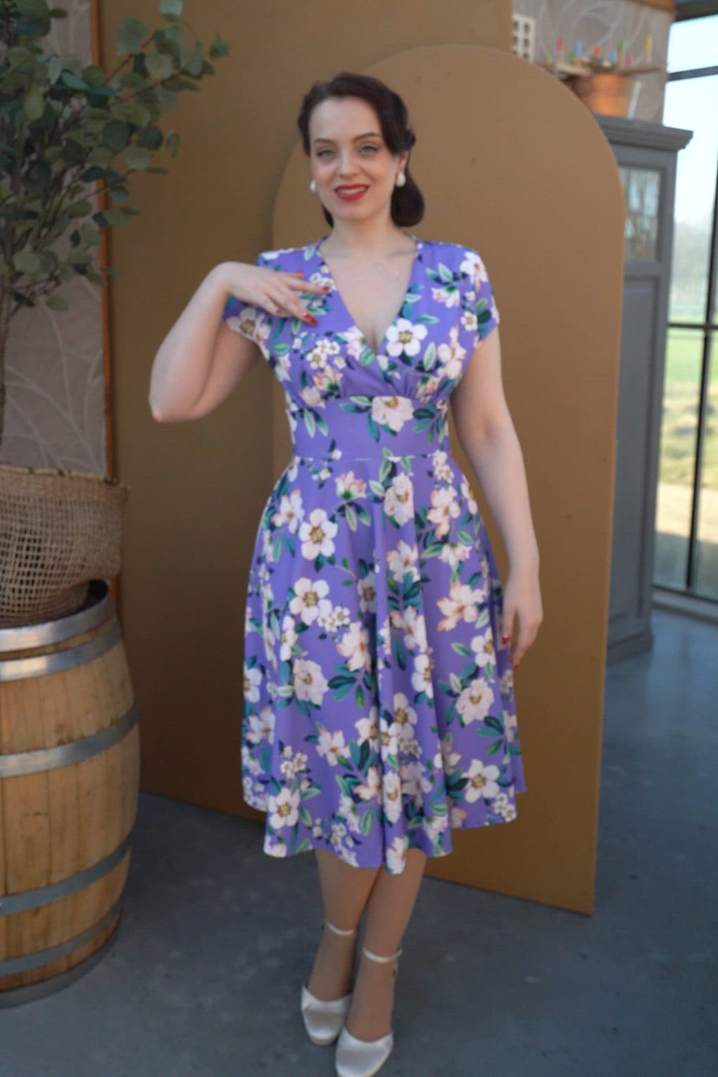 Vintage Chic for Topvintage - Topvintage exclusive ~ Esmeralda Floral swing jurk in paars 3