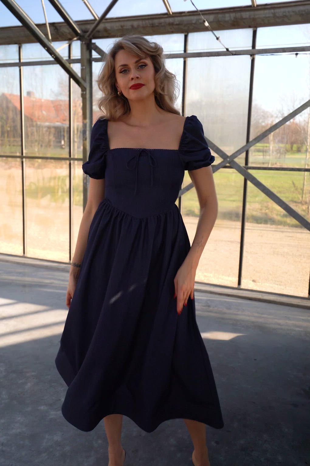 Glamorous - Bluebell Meadow midi jurk in indigo blauw 3