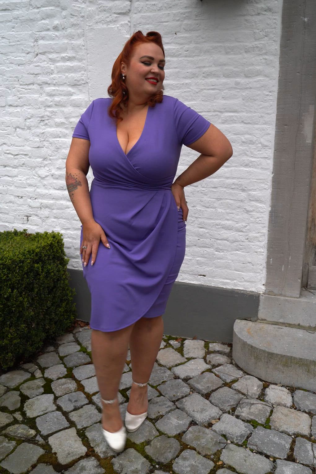 Vintage Chic for Topvintage - Topvintage exclusive ~ Leah strakke jurk in lentepaars 2