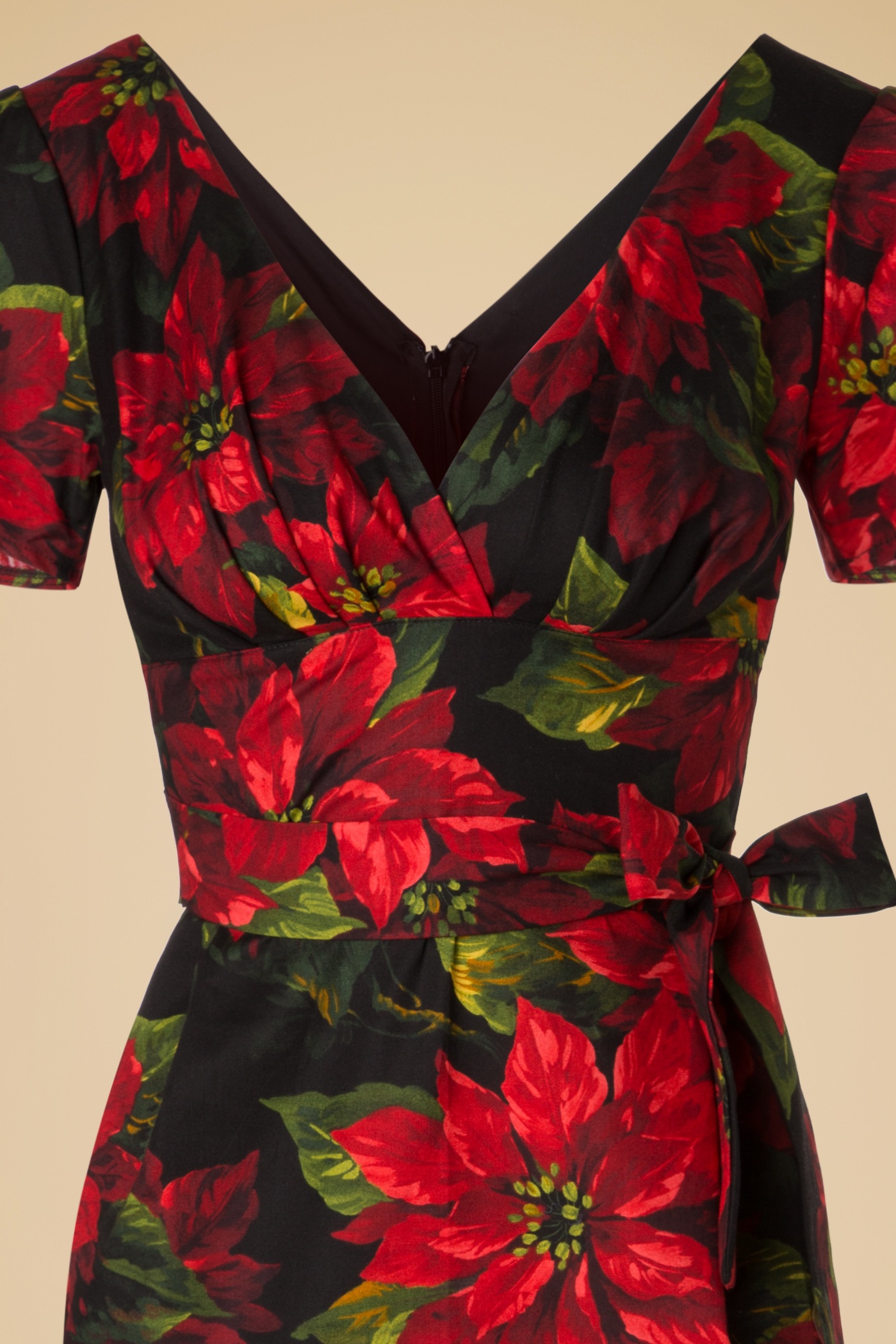 Victory Parade - TopVintage Exclusief ~ Rita Flowers Jurk in zwart en rood 4