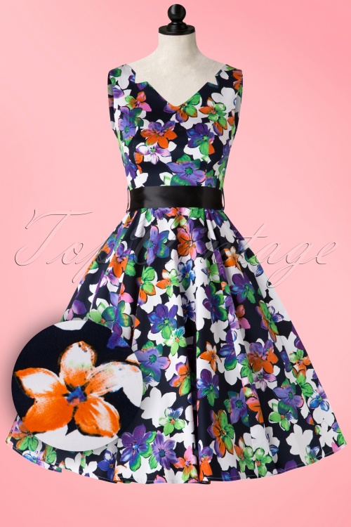Hearts & Roses - 50s Edith Purple Flower Swing Dress in Black 2