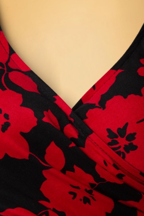 Dolly and Dotty - Katherine Floral Swing-jurk in zwart en rood 6