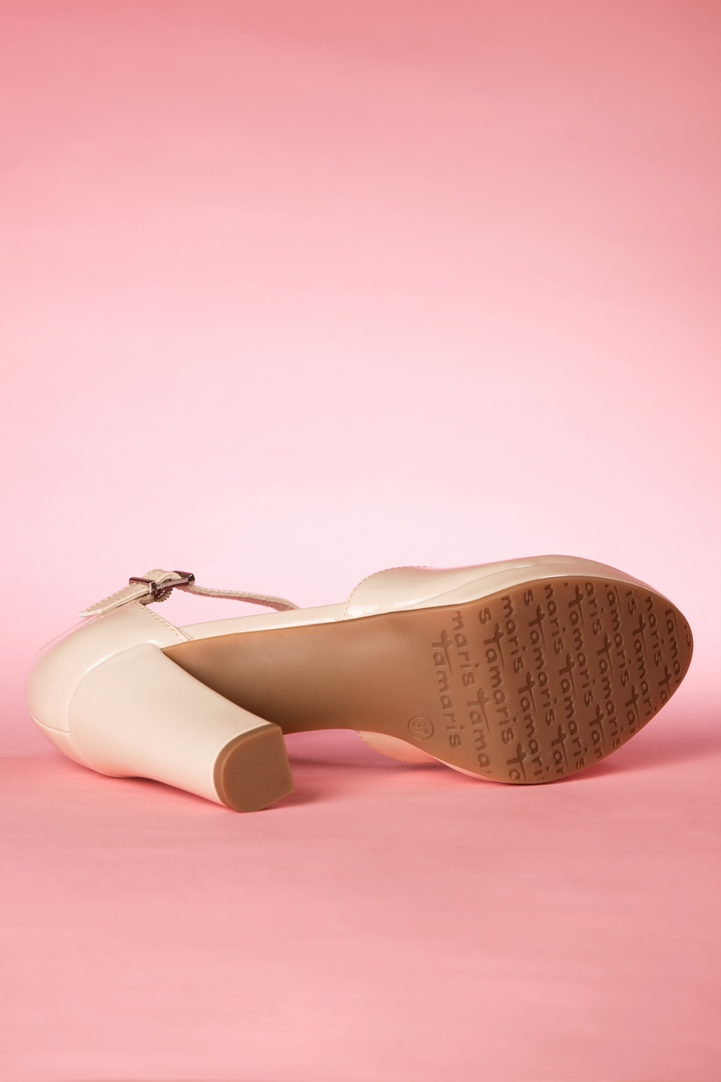 60s Phoebe Lacquer TStrap Pumps in Cream