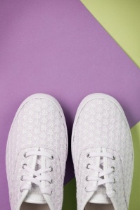 Keds - 50s Champion Mini Daisy Embroidered Sneakers in White 5