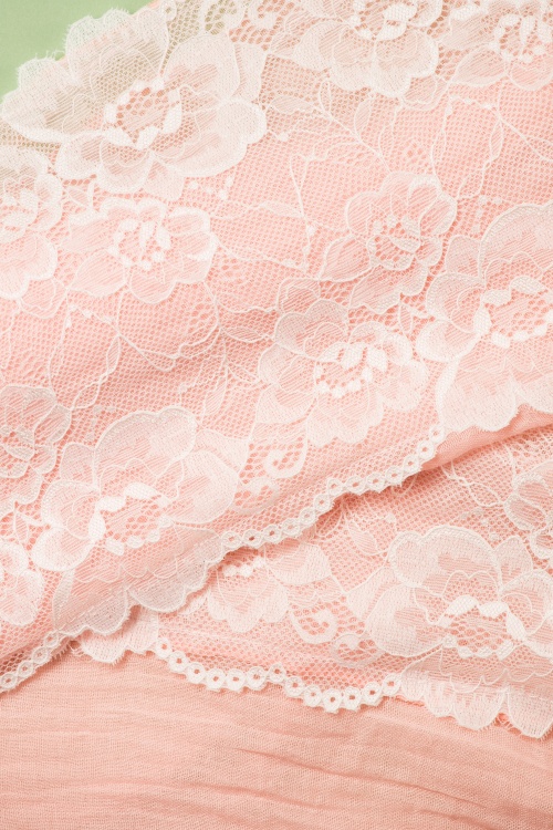 Amici - 30s Diane Lace Scarf in Light Pink 3