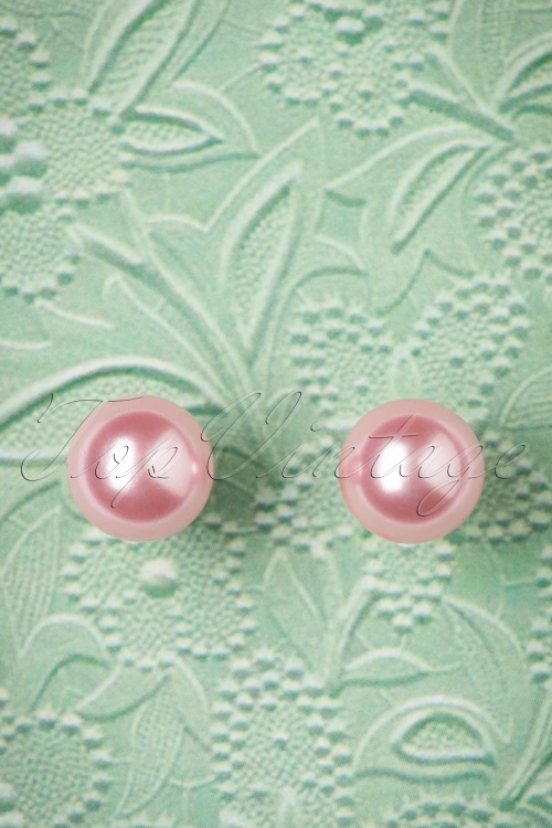 Collectif Clothing - Dainty Pearl Earrings Années 50 en Rose Pâle