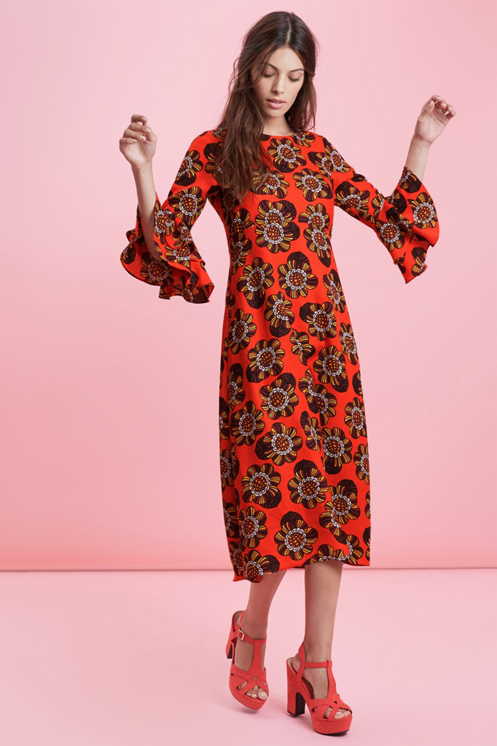 Traffic People - Luck Be A Lady bloemen midi-jurk in mandarijn 3