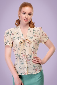 Collectif Clothing - 40s Tura Swallow Blouse in Cream 5