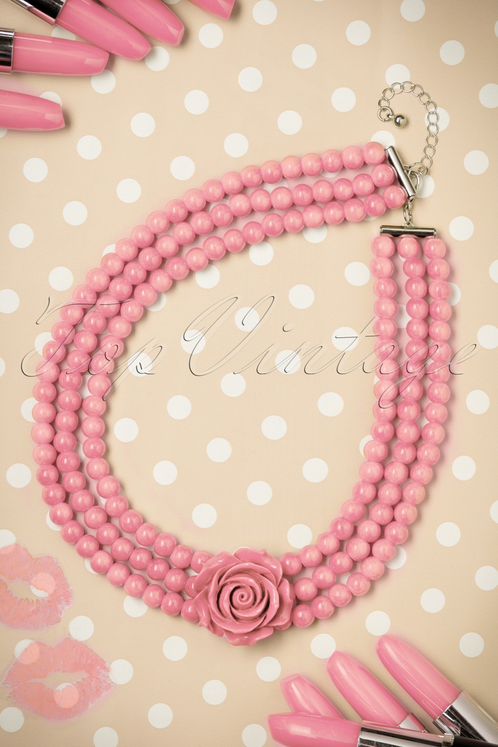 50s Pretty Rose Pearl Necklace in Pink