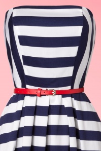 Dolly and Dotty - Lana Stripes Strapless Swing Dress Années 50 en Bleu Marine 7