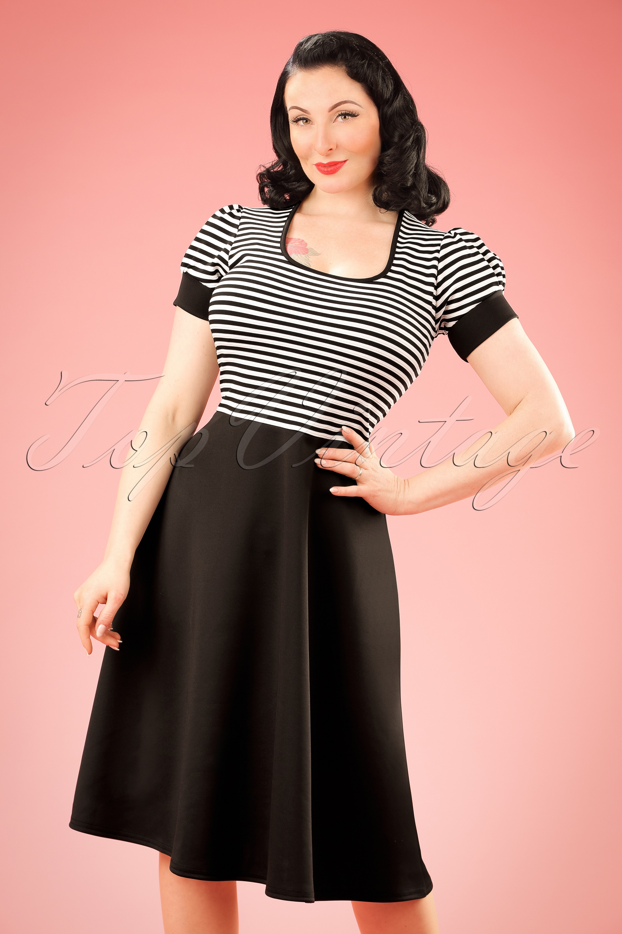 Vintage Chic for Topvintage - Robin Swing-jurk in zwart-witte strepen