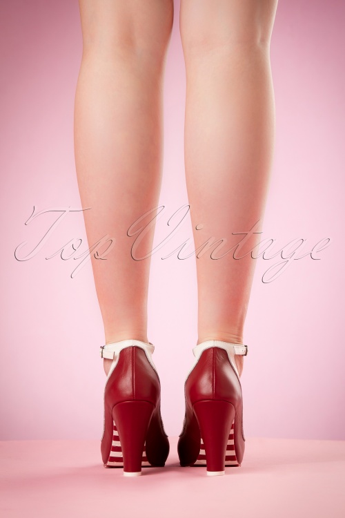 Lola Ramona - 50s June Hearts Leather Pumps in Red 4