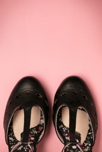 Bettie Page Shoes - Raine T-Strap Pumps Années 40 en Noir  3