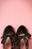 Bettie Page Shoes - Helen Lacquer Pumps Années 40 en Noir 3