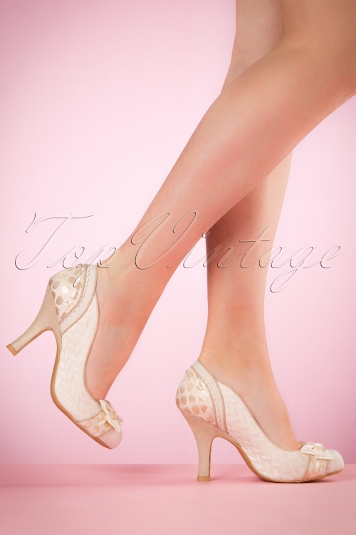 Ruby Shoo - 50s Amy Pumps in Cream