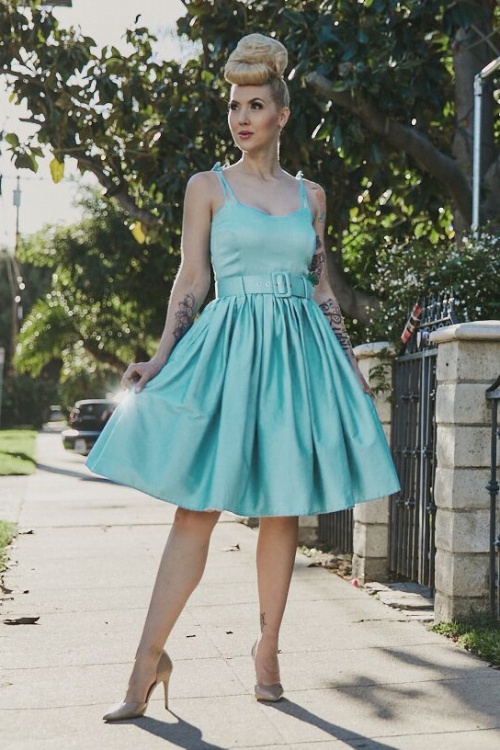 Collectif Clothing - Jade Swing Dress Années 50 en Bleu Clair 6