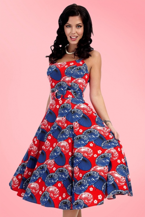 Collectif Clothing - Lilly Japanisches Sonnenschirm-Swing-Kleid in Rot und Blau 8