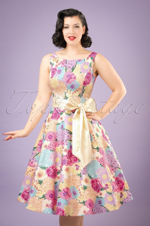Collectif Clothing - 50s Margaret English Garden Swing Dress in Multi