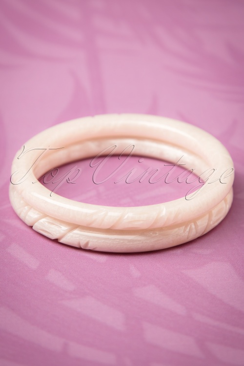Splendette - TopVintage Exclusive ~ 20s Augusta Pearl Carved Bangles Set in Ivory