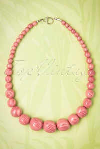 Splendette - TopVintage Exclusive ~ 20s Mena Carved Pearl Necklace in Pale Pink