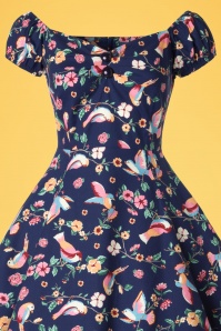 Collectif Clothing - Dolores Charming Birds Doll Dress Années 50 en Bleu Foncé 5