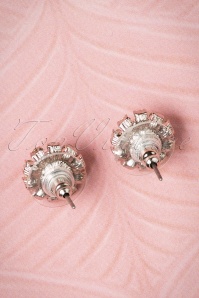Lovely - 50s Grace Cream Pearl Stud Earrings in Silver 3