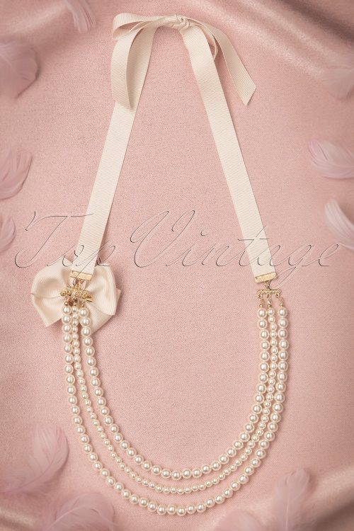LoveRocks - Ribbon and Radiant Pearls Necklace Années 40 7