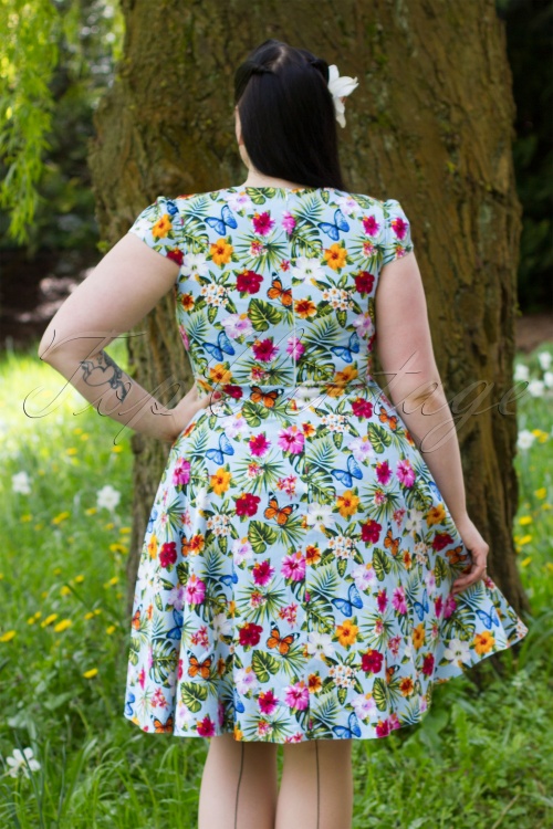 Lady Voluptuous by Lady Vintage - 50s Evie Summer Floral Swing Dress in Light Blue 3