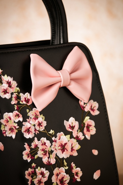 Banned Retro - 50s Carla Blossom Bow Handbag in Black and Pink 3