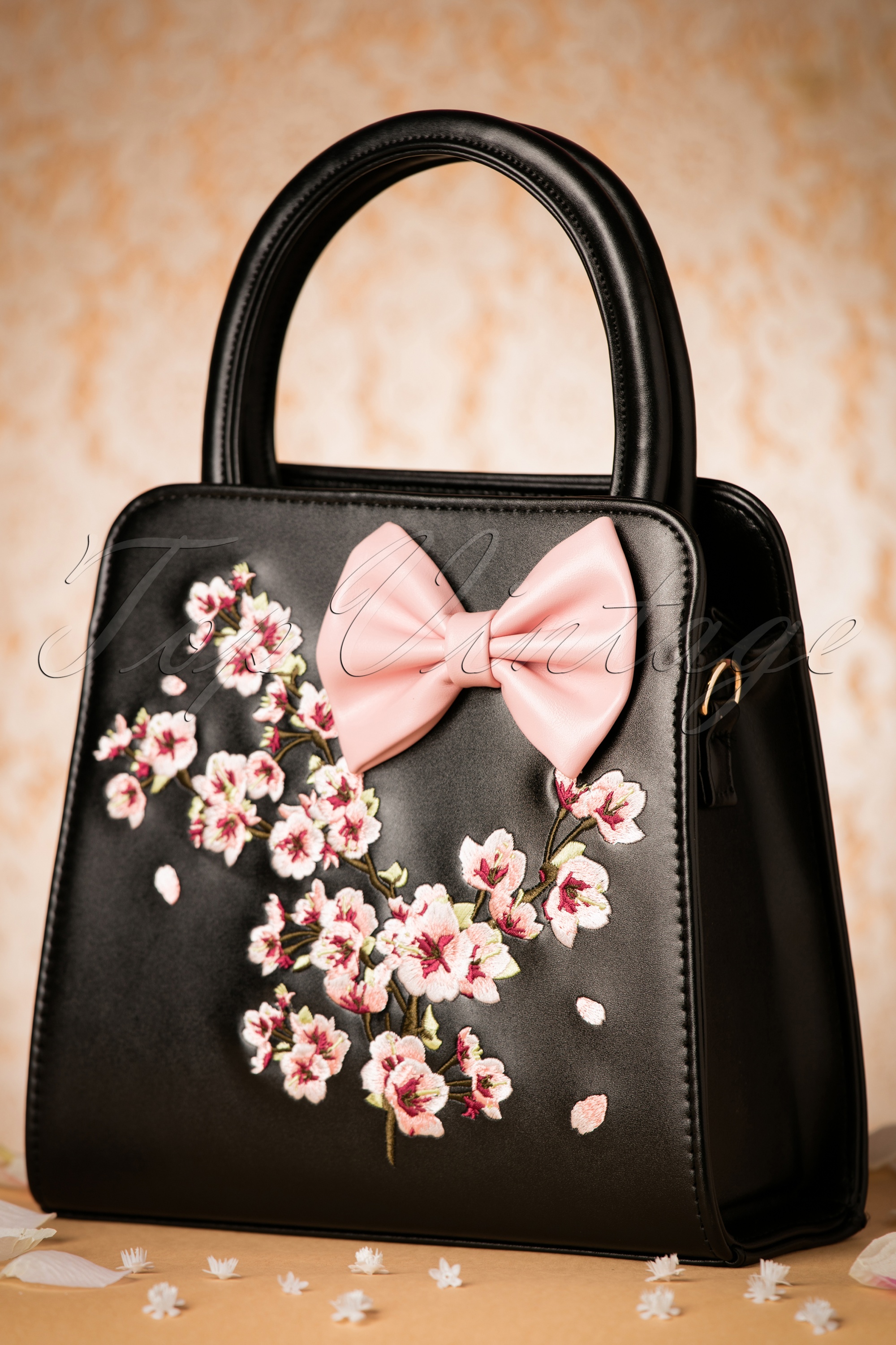 Banned Retro - Carla Blossom Bow handtas in zwart en roze 2