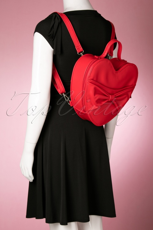Banned Retro - Lala Love Heart Bag in donkerrood 9