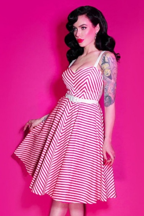 Topvintage Exclusive ~ 50s Dollface Swing Dress In Pink And White Stripes 9585