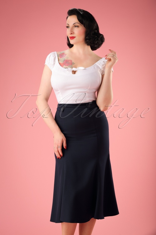 Banned Retro - 40s Personified Elegance Skirt in Navy