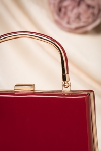 La Parisienne - 50s Leona Lacquer Lock Bag in Red 3