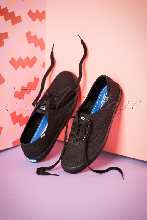Keds - 50s Champion Core Text Sneakers in All Black 5