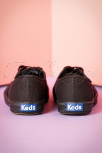 Keds - Champion Core Text Sneakers Années 50 en Noir sur Noir 7