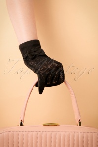 Unique Vintage - 40s Ruth Lace Gloves in Black 3