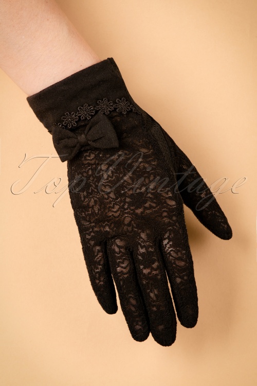Unique Vintage - 40s Ruth Lace Gloves in Black 2