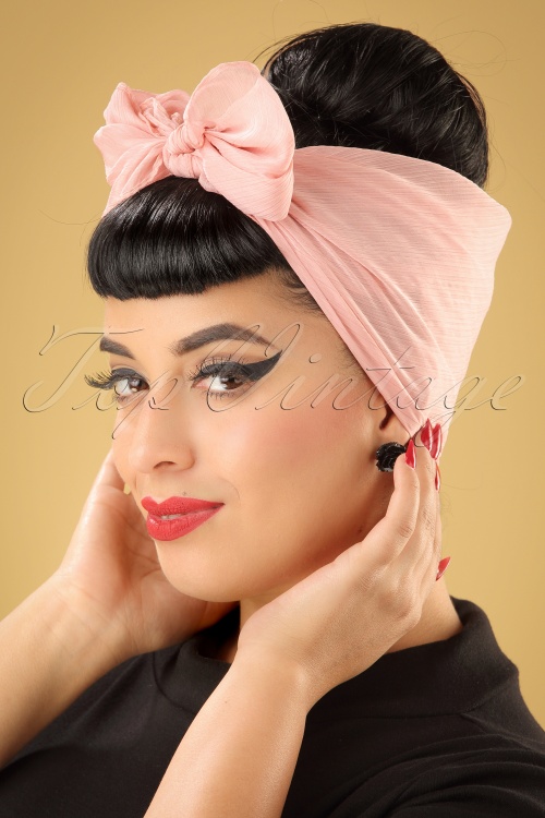 Banned Retro - 50s Gradiation Scarf in Blush