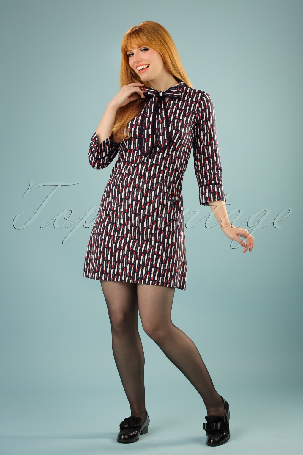 60s Pearl Lipstick Dress in Navy